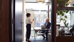 faktoring-odkup-terjatev-v-casu-gospodarske-negotovosti