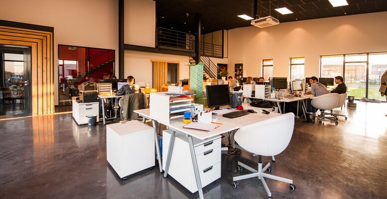 kako-podjetje-lahko-vpliva-na-znizanje-stroskov-tiskanja